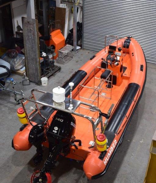 Humber 700 Destroyer Dykkerbåd 150HK