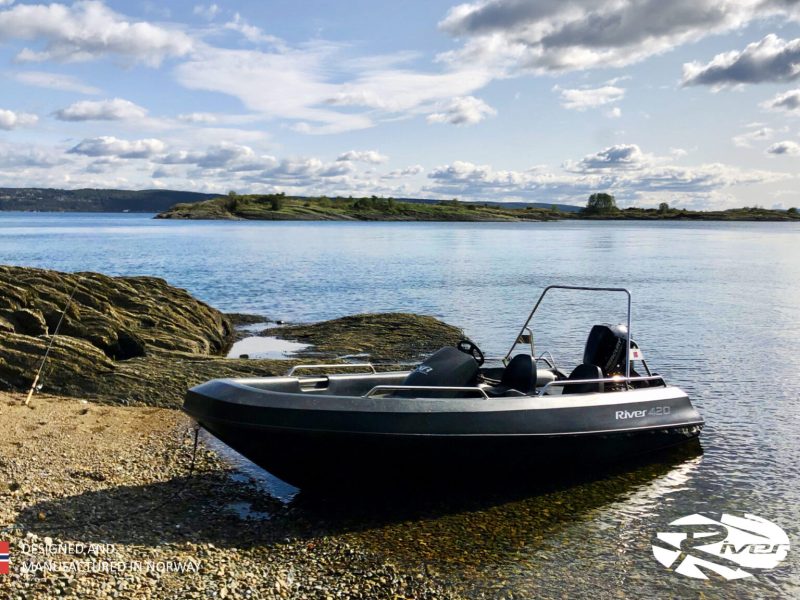 RIVER 420XR